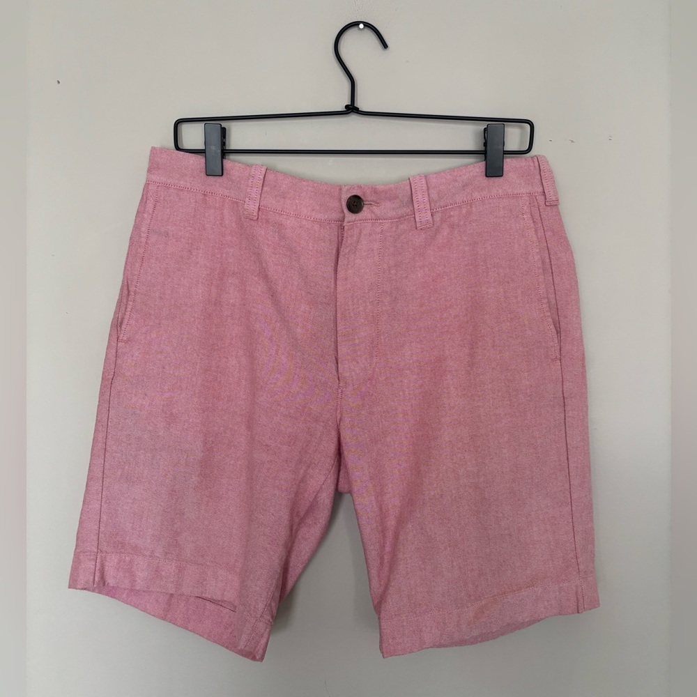 Men’s Jcrew shorts size 32 pink inseam 7” 100% cotton pastel